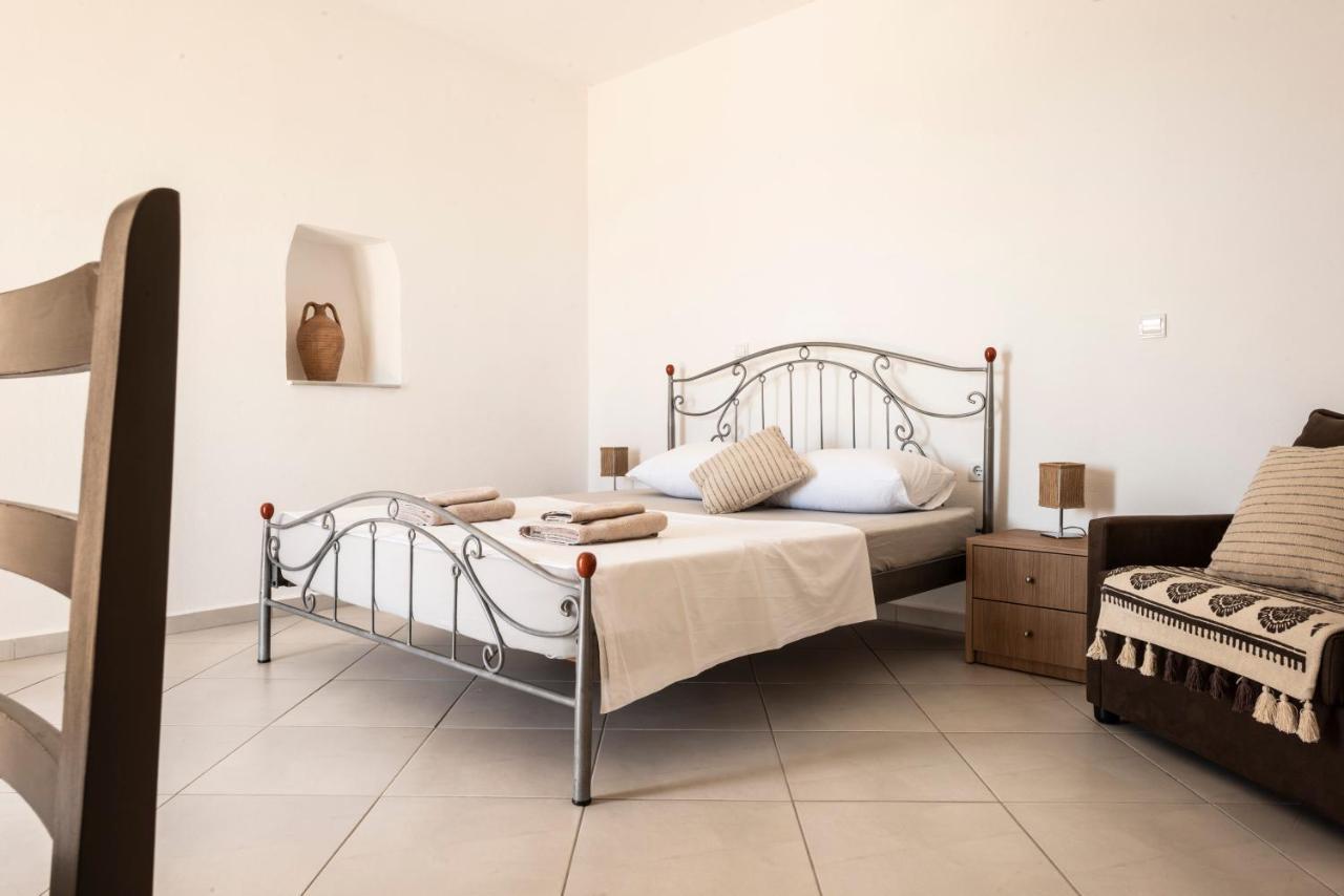 Amphora Guesthouse Химара Экстерьер фото