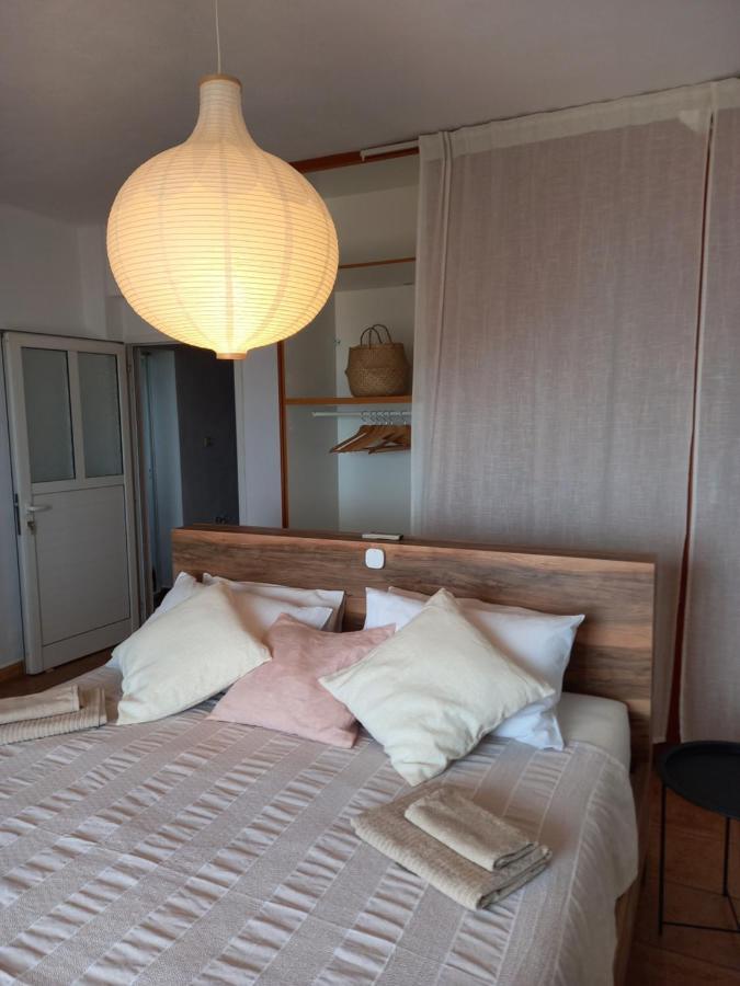 Amphora Guesthouse Химара Экстерьер фото