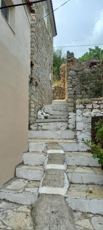 Amphora Guesthouse Химара Экстерьер фото