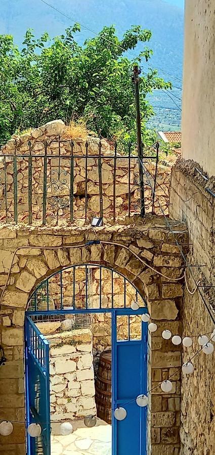 Amphora Guesthouse Химара Экстерьер фото